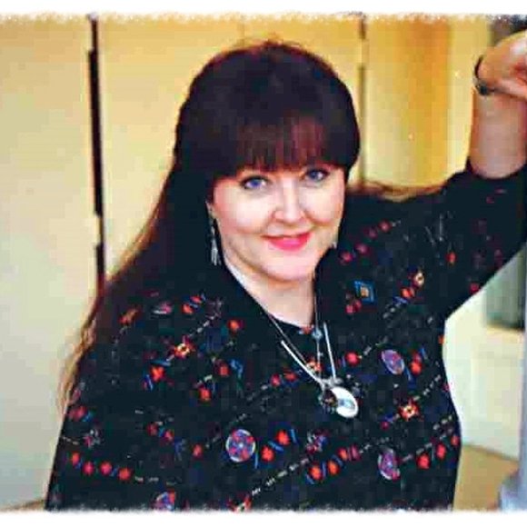 Meet your Posher, Casey - Picture 2 of 2